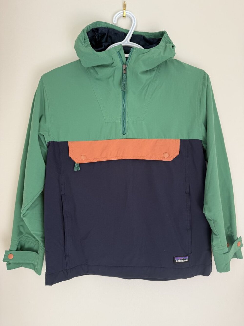 Patagonia Kids Anorak Pullover Jacket, Size M (10)